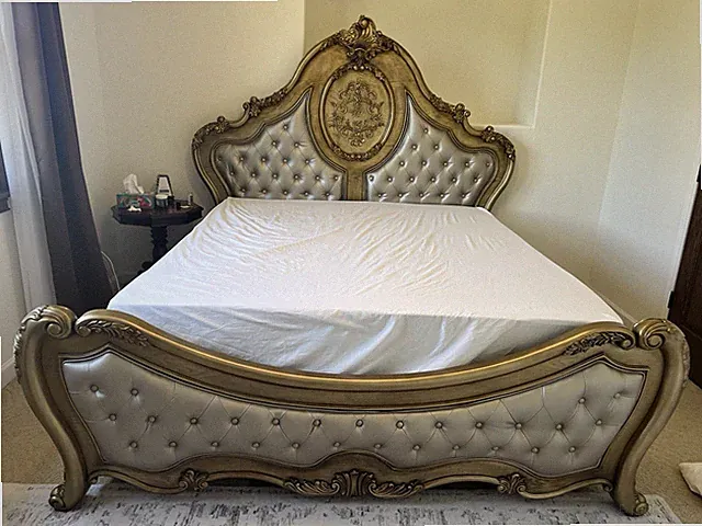 California King Bed Silver Tufted Faux Leather With Gold Wood Frame